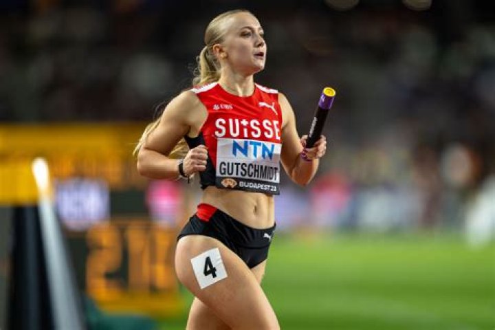 Discover The Surprising Truth Behind Melissa Gutschmidt's Height